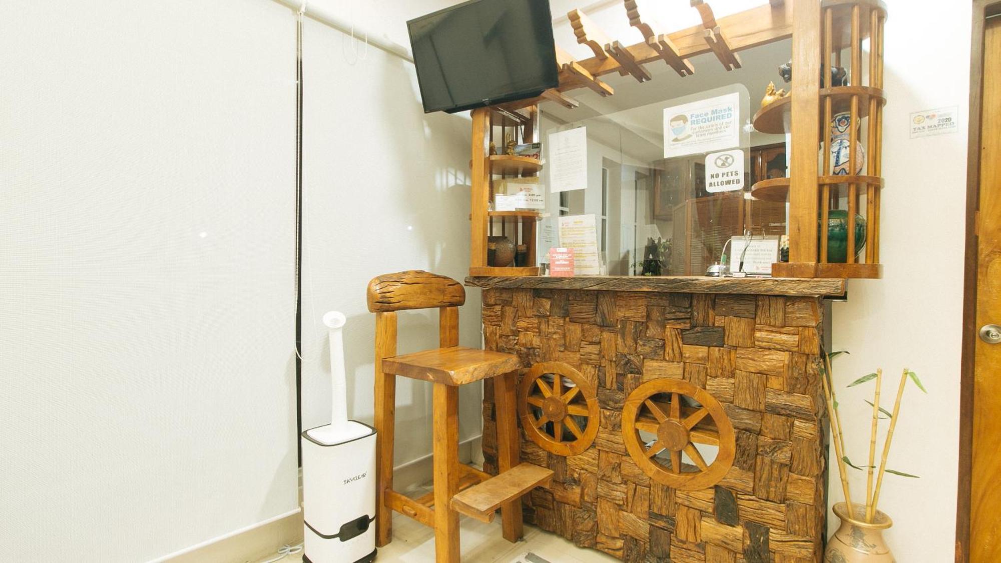 Reddoorz Plus @ Jollydays Hotel Nueva Ecija San Jose  Екстер'єр фото