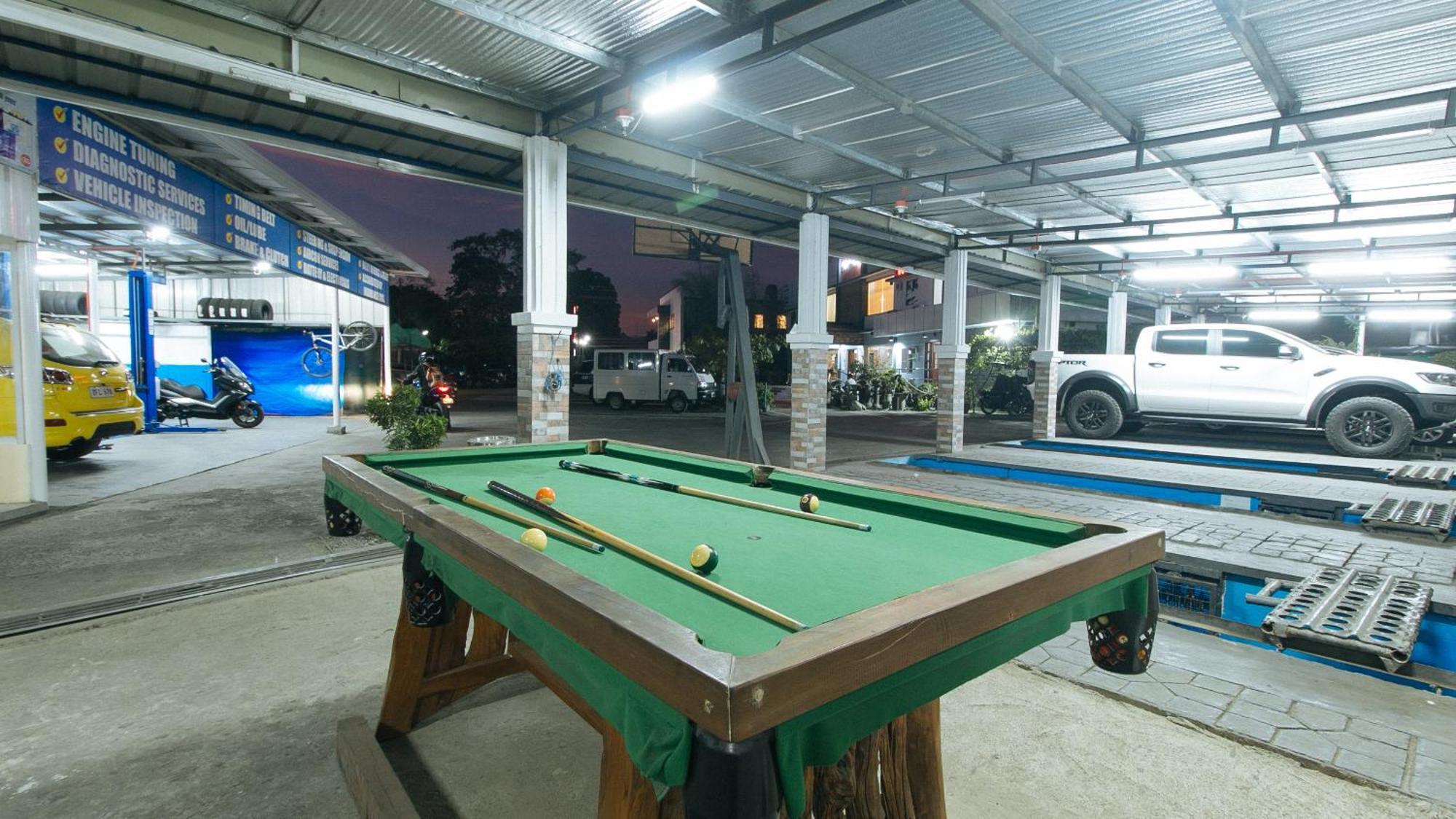 Reddoorz Plus @ Jollydays Hotel Nueva Ecija San Jose  Екстер'єр фото