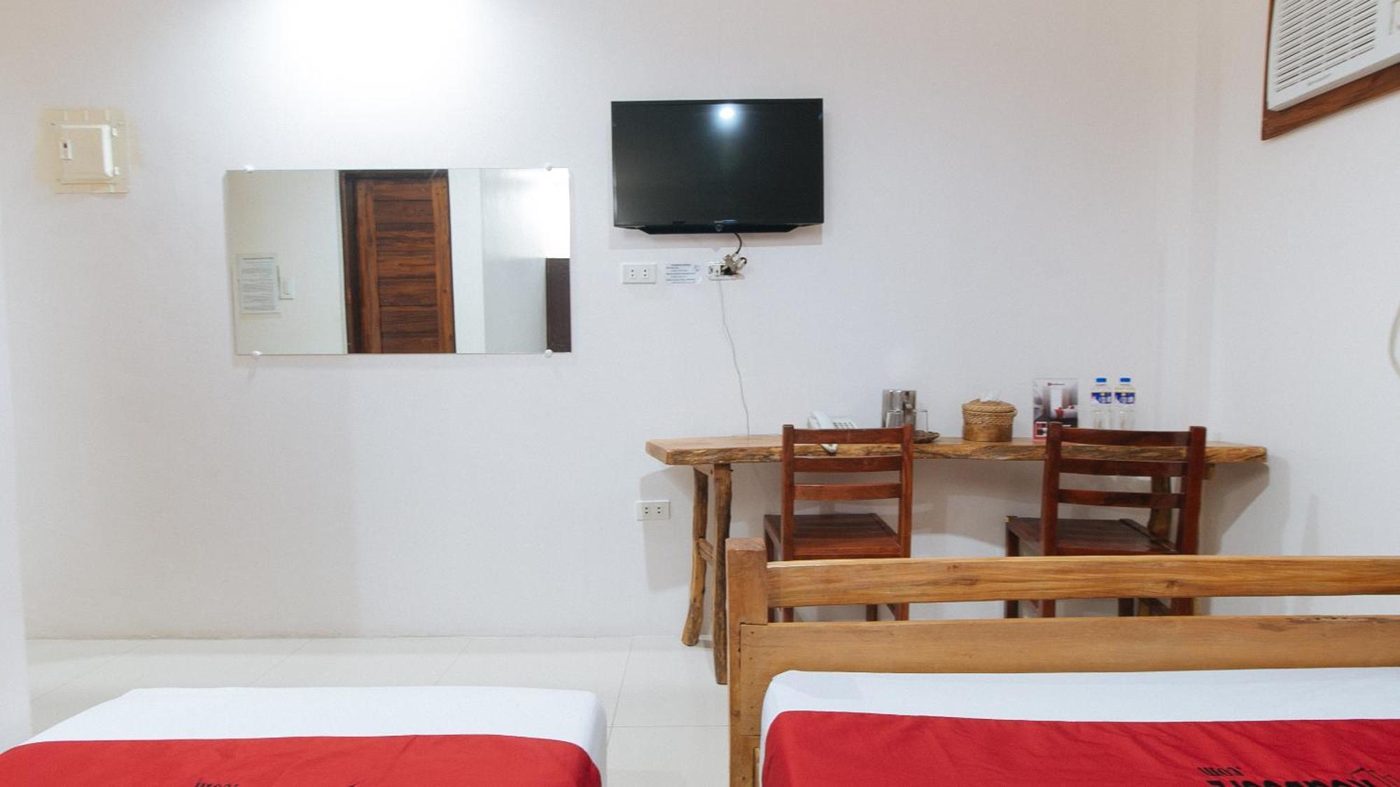 Reddoorz Plus @ Jollydays Hotel Nueva Ecija San Jose  Екстер'єр фото